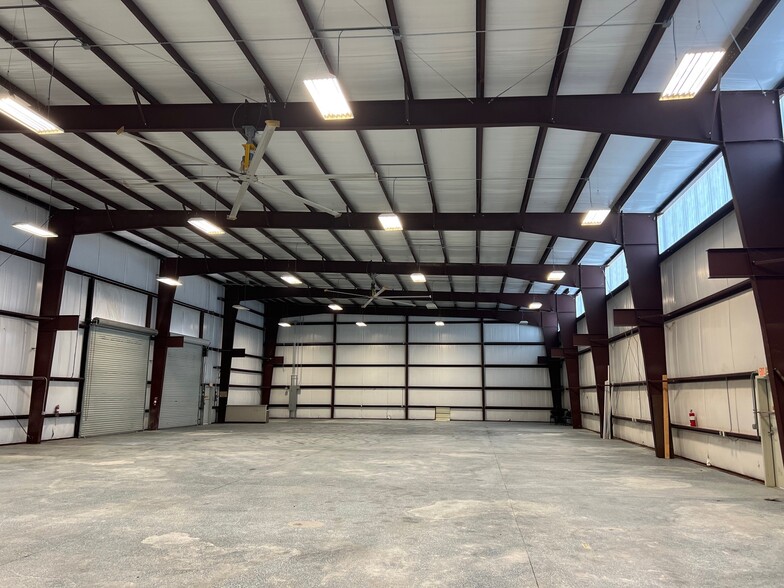 17657 Telge Rd, Cypress, TX for lease - Building Photo - Image 2 of 9