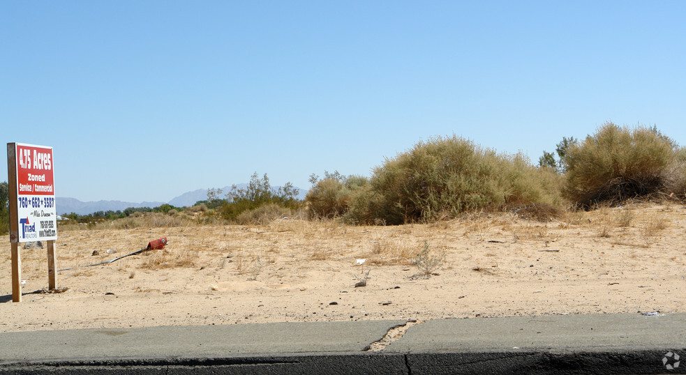 Adobe Rd, Twentynine Palms, CA for sale - Building Photo - Image 1 of 3