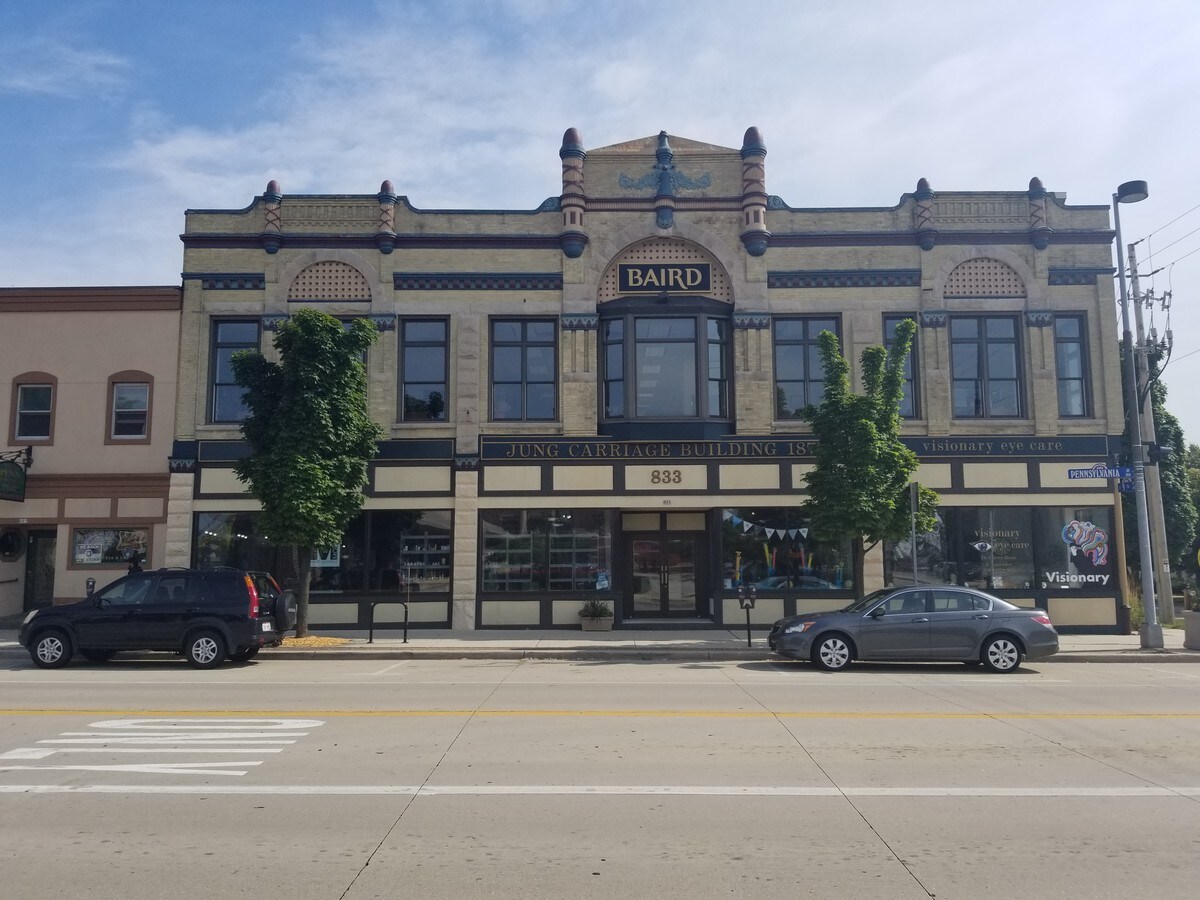 833 Pennsylvania Ave, Sheboygan, WI 53081