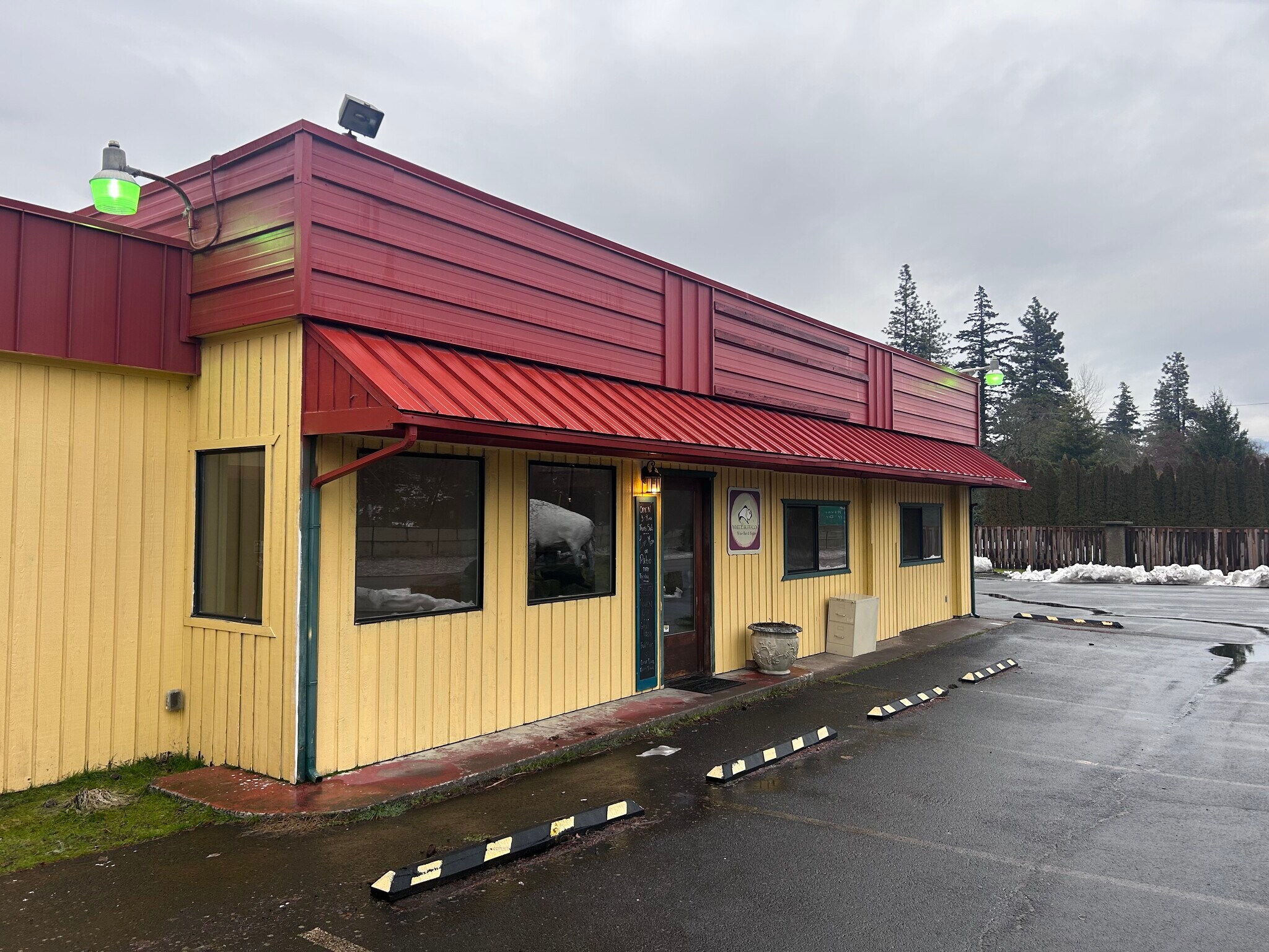 4040 Westcliff Dr, Hood River, OR for sale Primary Photo- Image 1 of 1