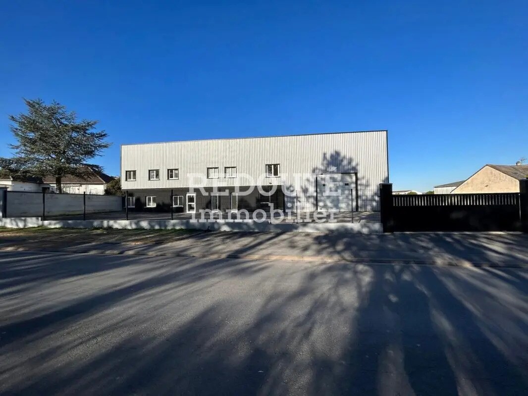 Industrial in Tinqueux for lease Building Photo- Image 1 of 13