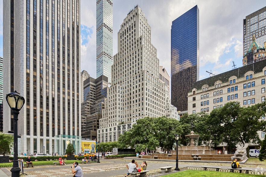 745 Fifth Ave, New York, NY for lease - Building Photo - Image 1 of 7