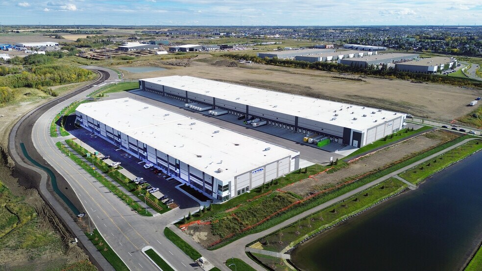 Fulton Creek Building, Edmonton, AB for lease - Building Photo - Image 2 of 5