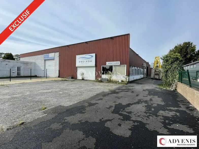 Flex in Pessac for lease - Building Photo - Image 1 of 11