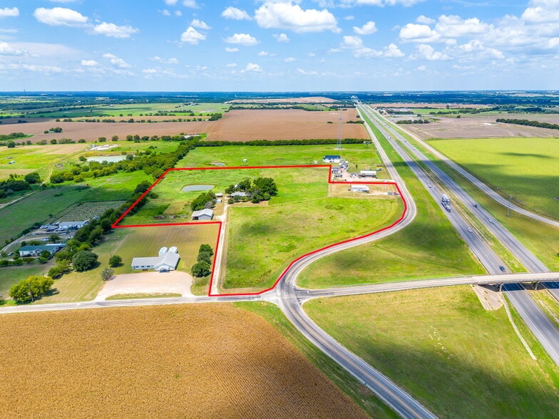 8309 County Road 106, Grandview, TX for sale - Aerial - Image 1 of 10