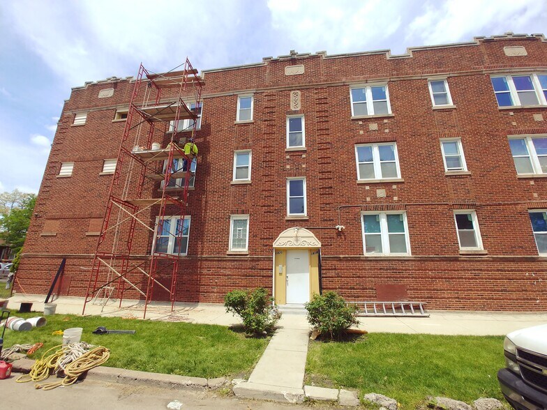 1818 W 78th St, Chicago, IL for sale - Building Photo - Image 3 of 11