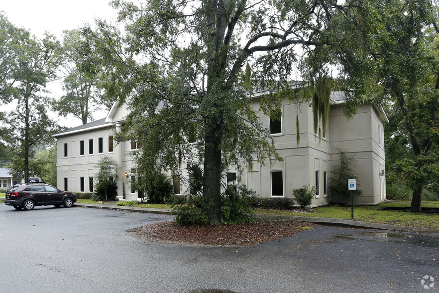 706 Orleans Rd, Charleston, SC for lease - Building Photo - Image 2 of 7