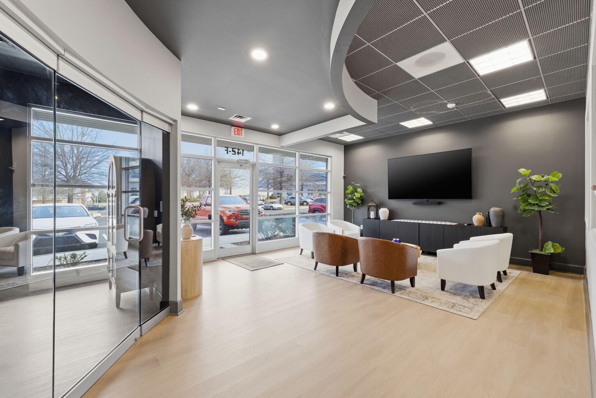 142 S Cardigan Way, Mooresville, NC for lease Interior Photo- Image 1 of 23