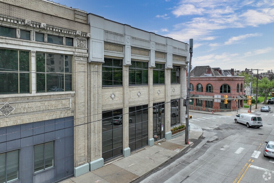 4601 Baum Blvd, Pittsburgh, PA for sale - Building Photo - Image 2 of 4