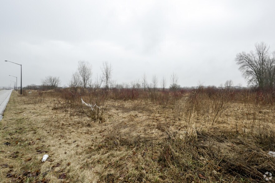 Michaels Dr, Appleton, WI for sale - Primary Photo - Image 1 of 1