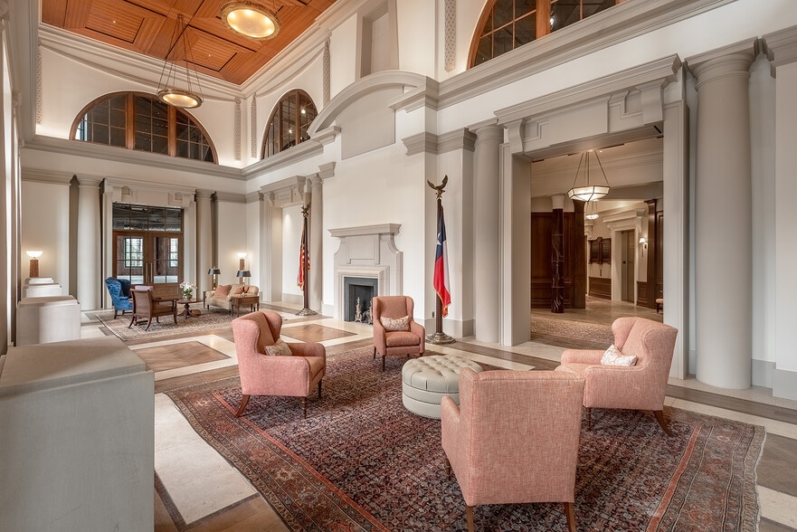 4010-4030 Maple Ave, Dallas, TX for lease - Interior Photo - Image 2 of 22