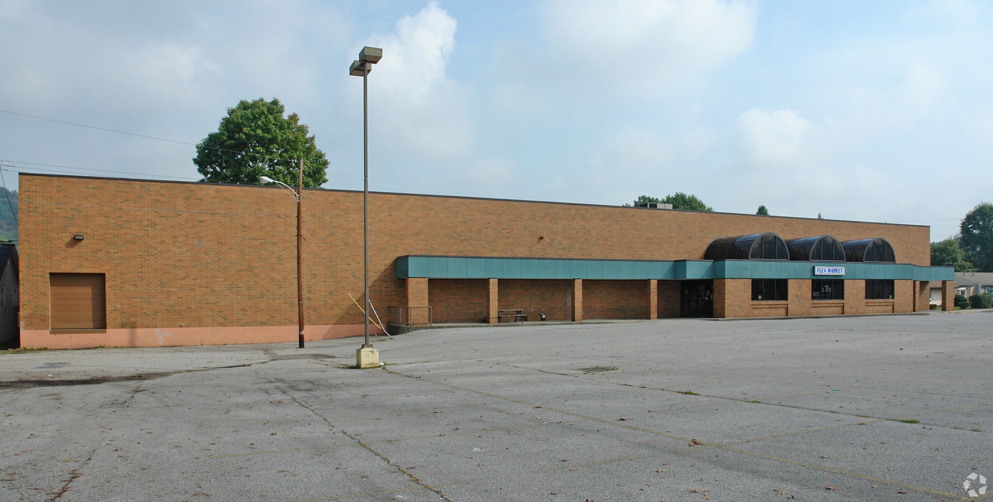2515 McCorkle Ave, Saint Albans, WV for lease Building Photo- Image 1 of 17