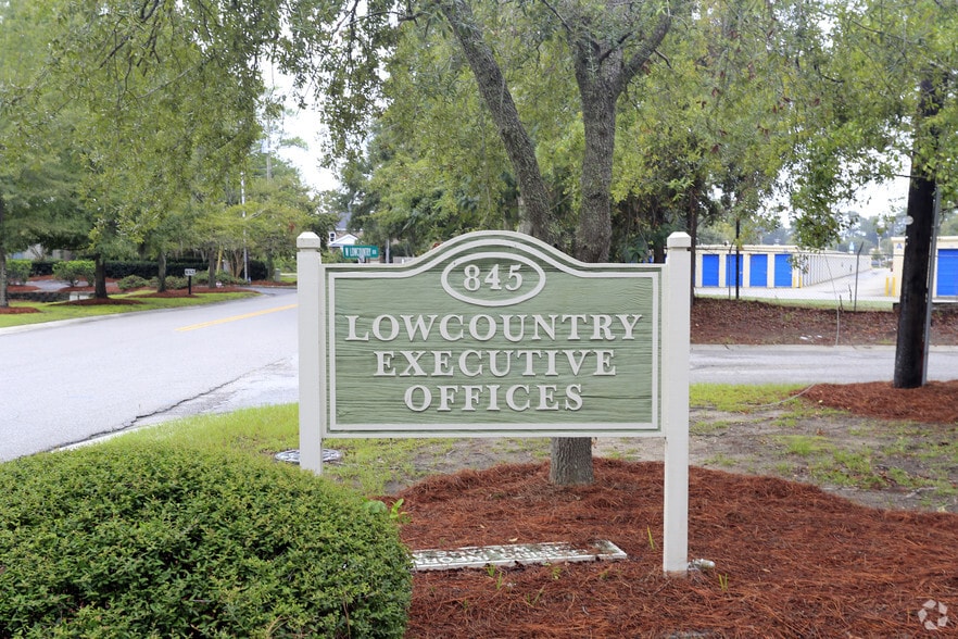845 Lowcountry Blvd, Mount Pleasant, SC for lease - Building Photo - Image 3 of 12