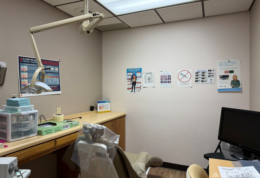 1400 W Valencia Rd, Tucson, AZ for sale - Building Photo - Image 2 of 7