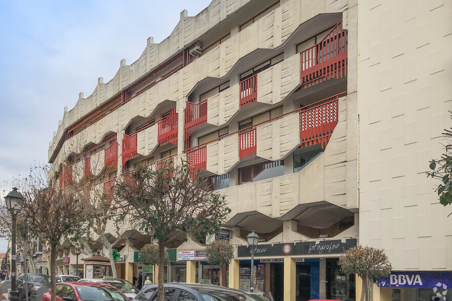 Plaza España, 12, Leganés, Madrid for sale - Building Photo - Image 2 of 2