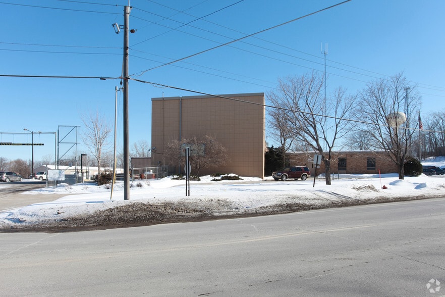 5505 Cr-19, Shorewood, MN for lease - Building Photo - Image 2 of 2