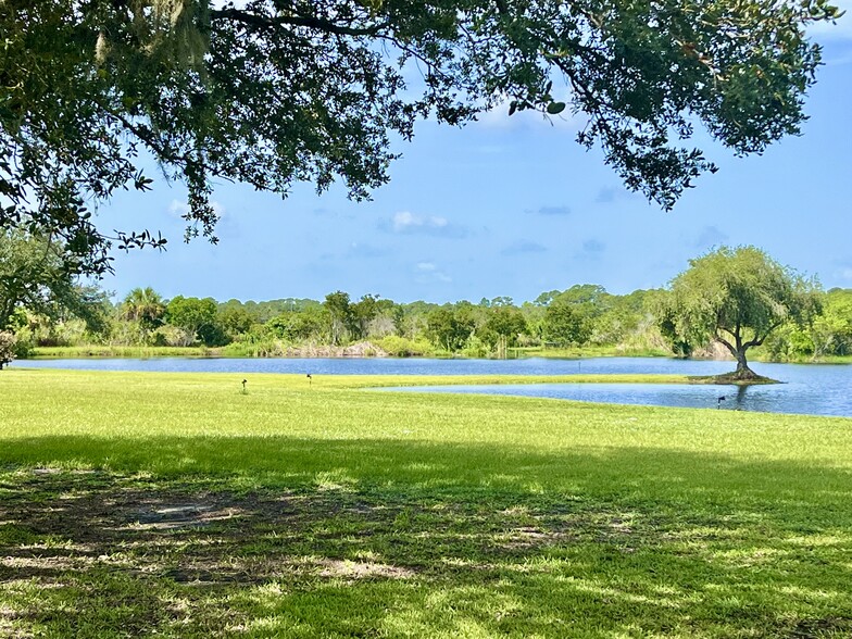 5019 US Highway 1, Fort Pierce, FL for sale - Building Photo - Image 1 of 8