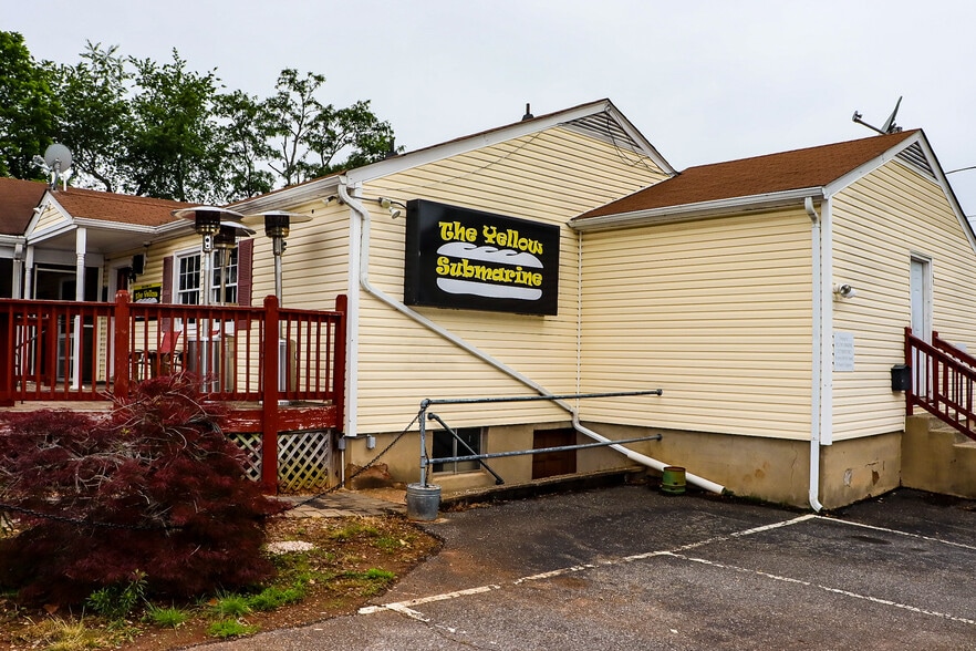 3313 Old Forest Rd, Lynchburg, VA for sale - Building Photo - Image 3 of 17