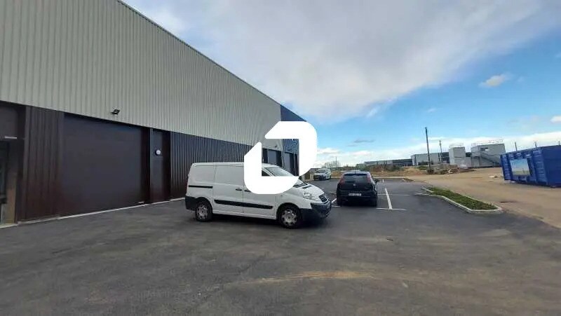 Flex in Buchelay for sale Building Photo- Image 1 of 10