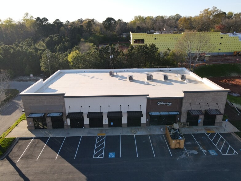 940 Gainesville Hwy, Buford, GA for lease - Primary Photo - Image 1 of 12