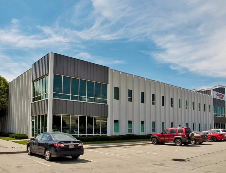 12257 S Business Park Dr, Draper, UT for lease - Building Photo - Image 2 of 17