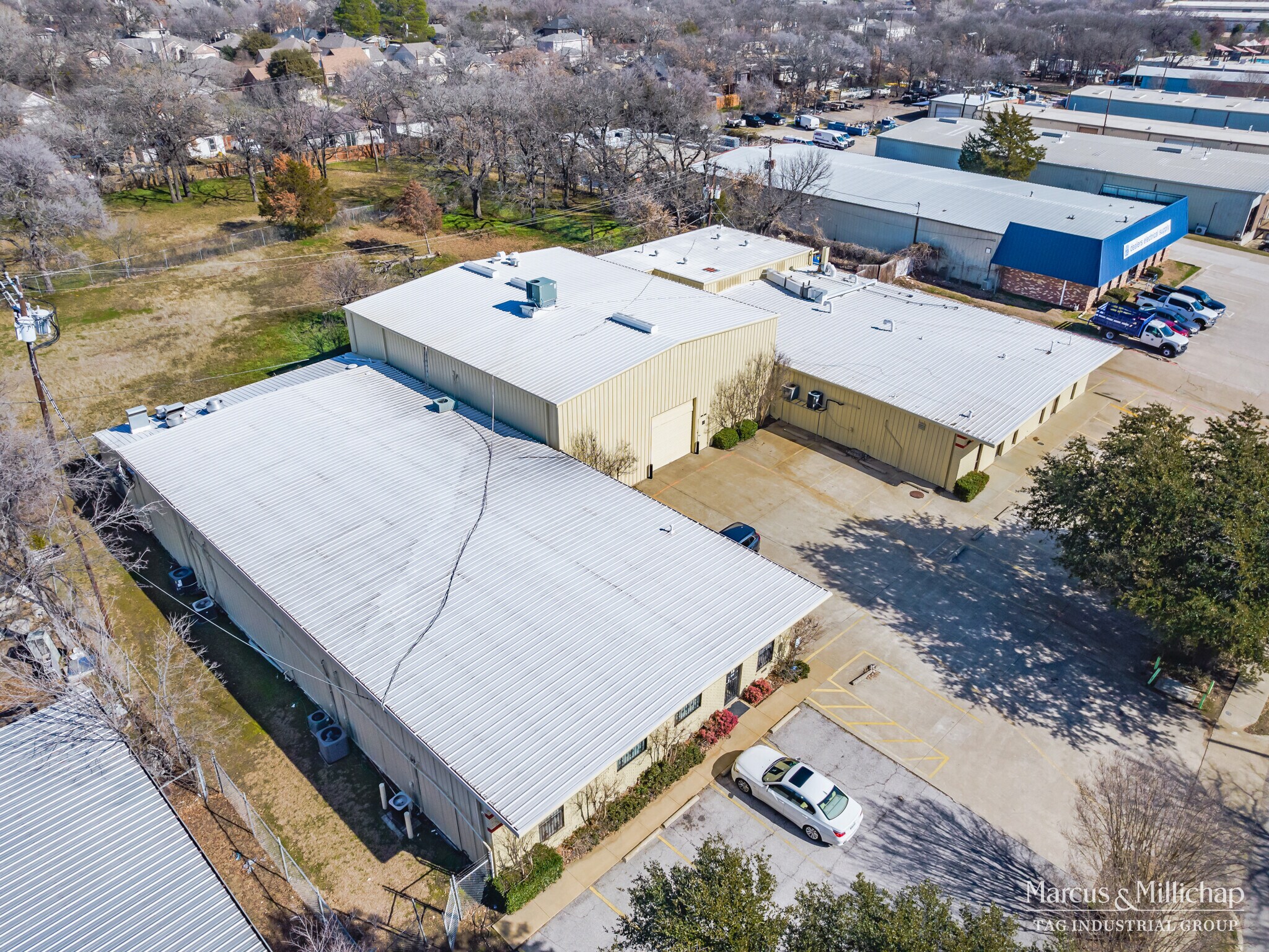 3833 Conflans Rd, Irving, TX for sale Building Photo- Image 1 of 1