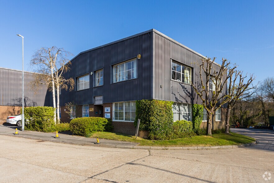 1 Sybron Way, Crowborough for lease - Primary Photo - Image 1 of 3