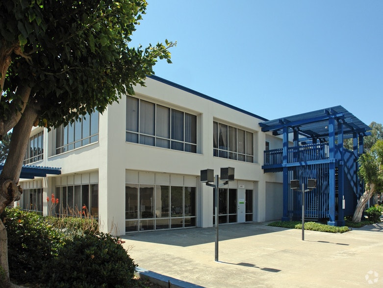 7875 Convoy Ct, San Diego, CA for lease - Building Photo - Image 3 of 4