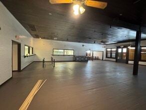 13525 Wetmore Rd, San Antonio, TX for lease Interior Photo- Image 2 of 15