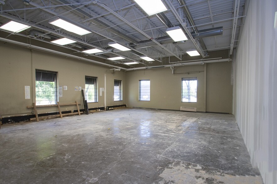 16750 Main St, Eden Prairie, MN for lease - Interior Photo - Image 3 of 5