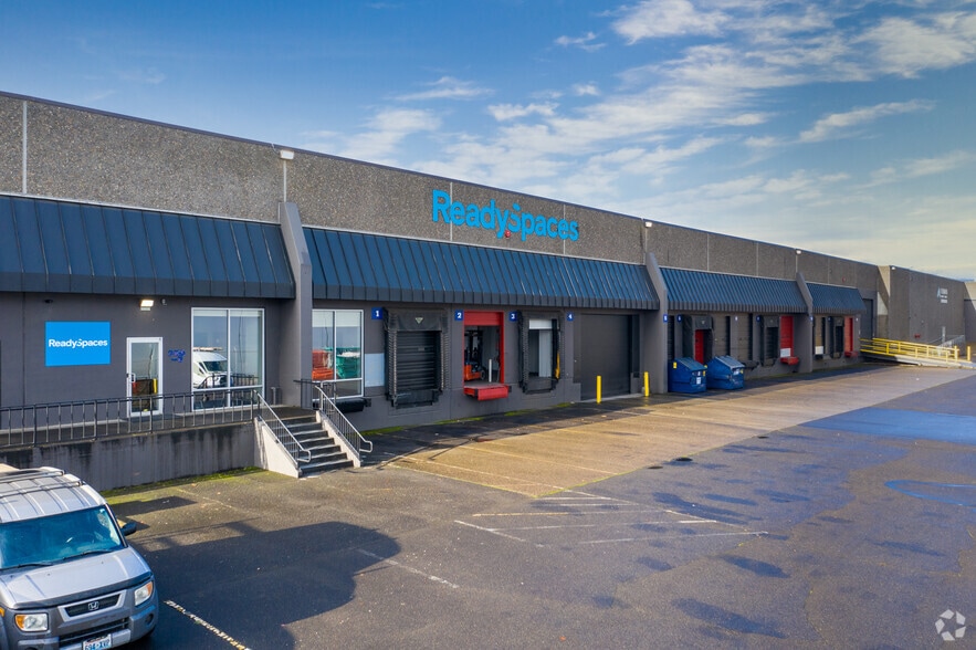 2455 NW Nicolai St, Portland, OR for lease - Building Photo - Image 3 of 29