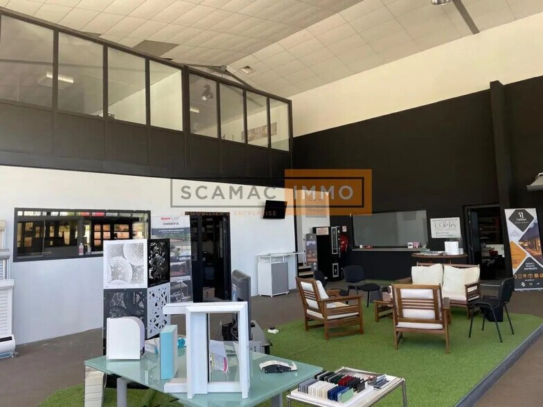 Flex in Fréjus for lease - Interior Photo - Image 3 of 7