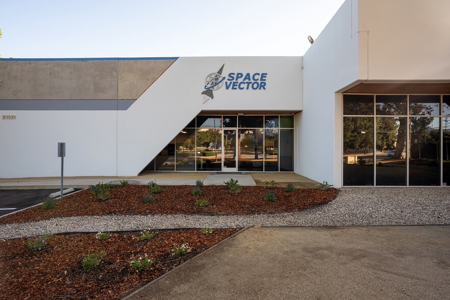 20520 Nordhoff St, Chatsworth, CA for sale - Building Photo - Image 2 of 13