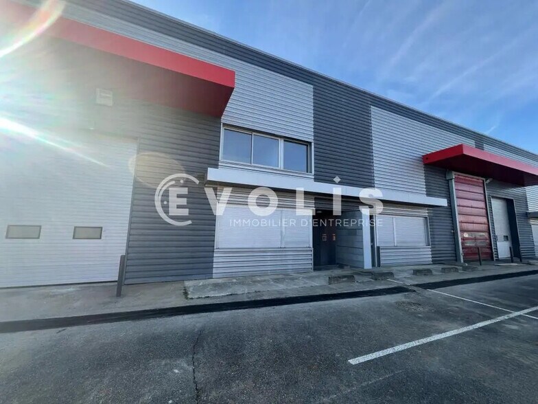 916 Rue De La Craz, Dagneux for lease - Building Photo - Image 3 of 3