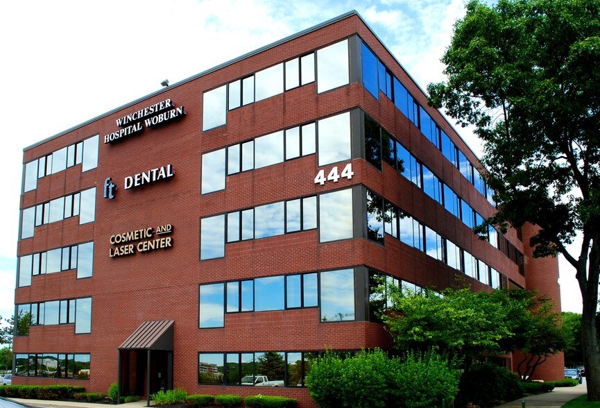 444 Washington St, Woburn, MA for lease - Building Photo - Image 1 of 5