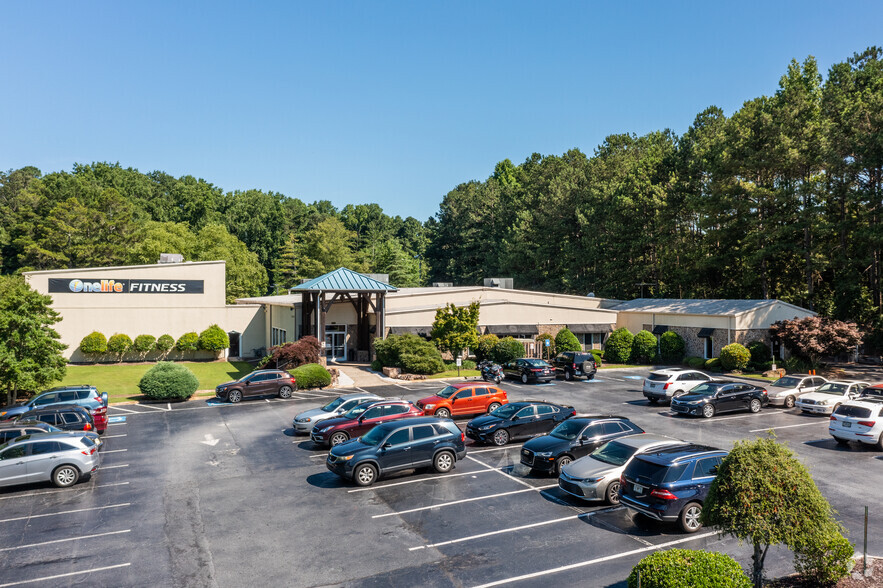 8741 Hospital Dr, Douglasville, GA for sale - Building Photo - Image 1 of 1