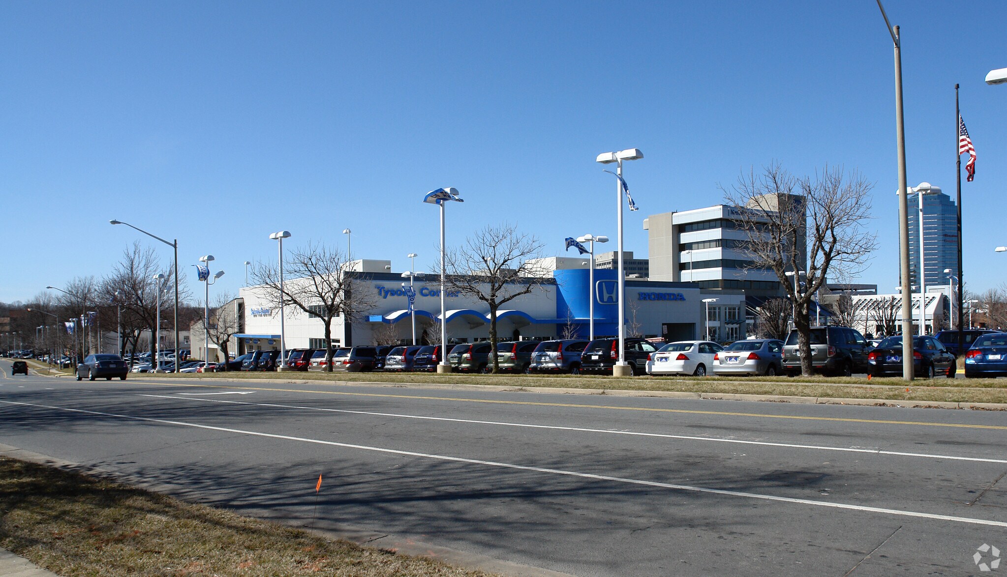 1580-A Spring Hill Rd, Vienna, VA for sale Primary Photo- Image 1 of 1