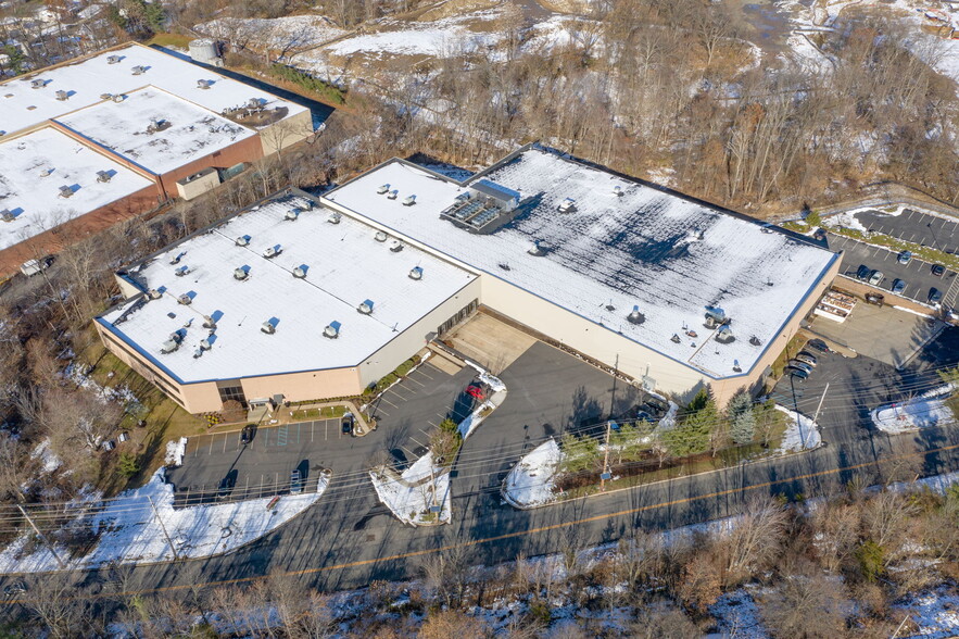 8 Vreeland Ave, Totowa, NJ for lease - Building Photo - Image 1 of 8