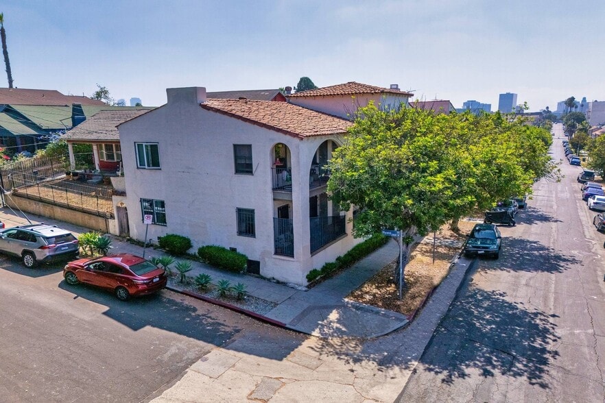 230-240 N Reno St, Los Angeles, CA for sale - Building Photo - Image 2 of 29