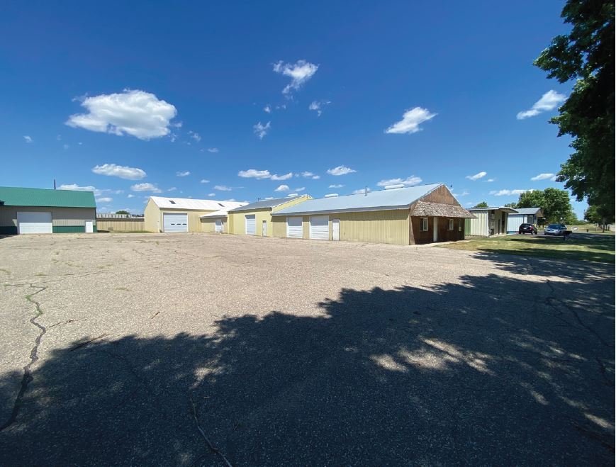 903 E Ripley St, Litchfield, MN for sale Building Photo- Image 1 of 1