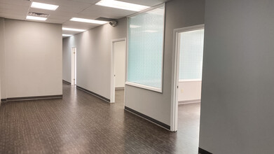 3101 S University Blvd, Jacksonville, FL for lease Interior Photo- Image 1 of 6