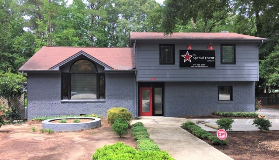 1223 Walnut St, Cary, NC for sale - Building Photo - Image 1 of 1