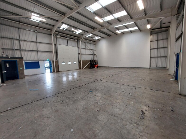 Stadium Clos, Worksop for lease - Building Photo - Image 3 of 4