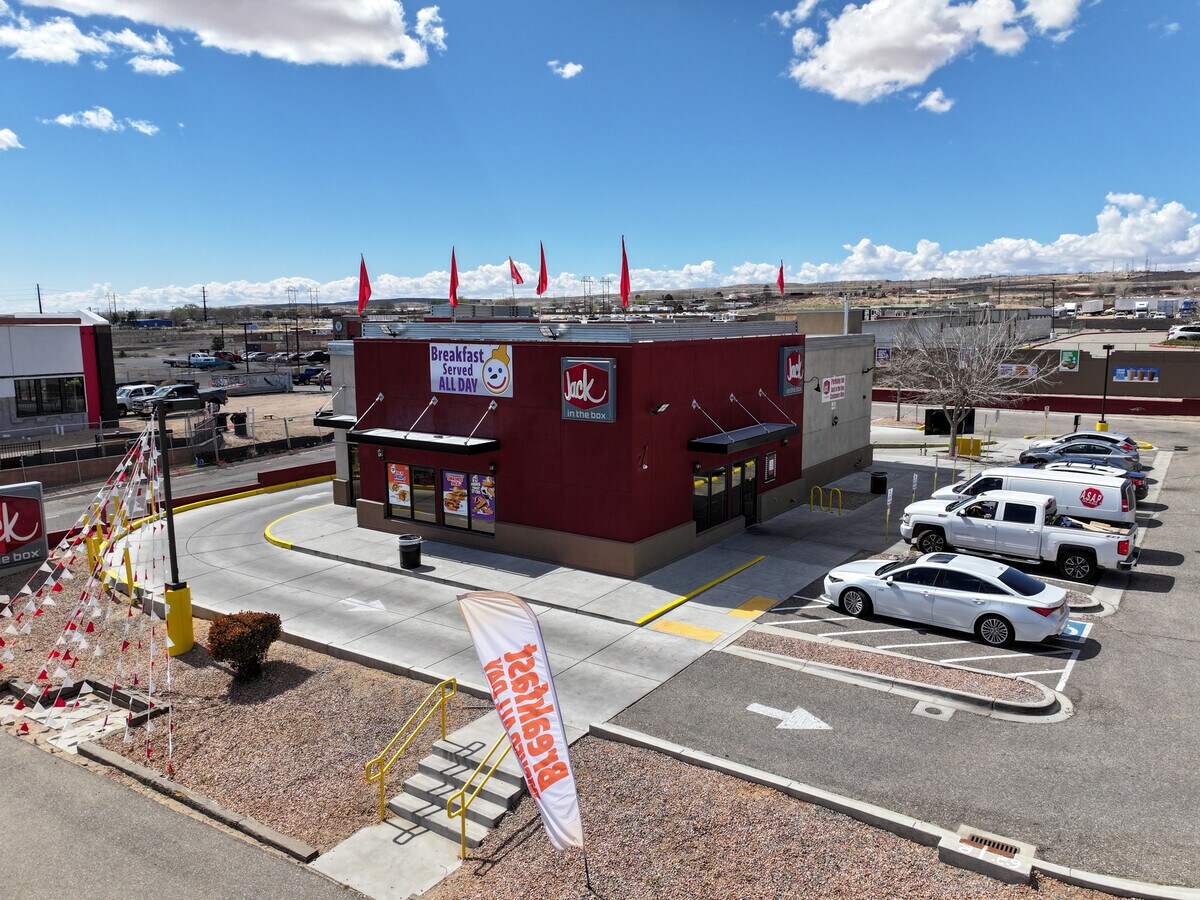 301 98th St, Albuquerque, NM 87121 Jack in the Box