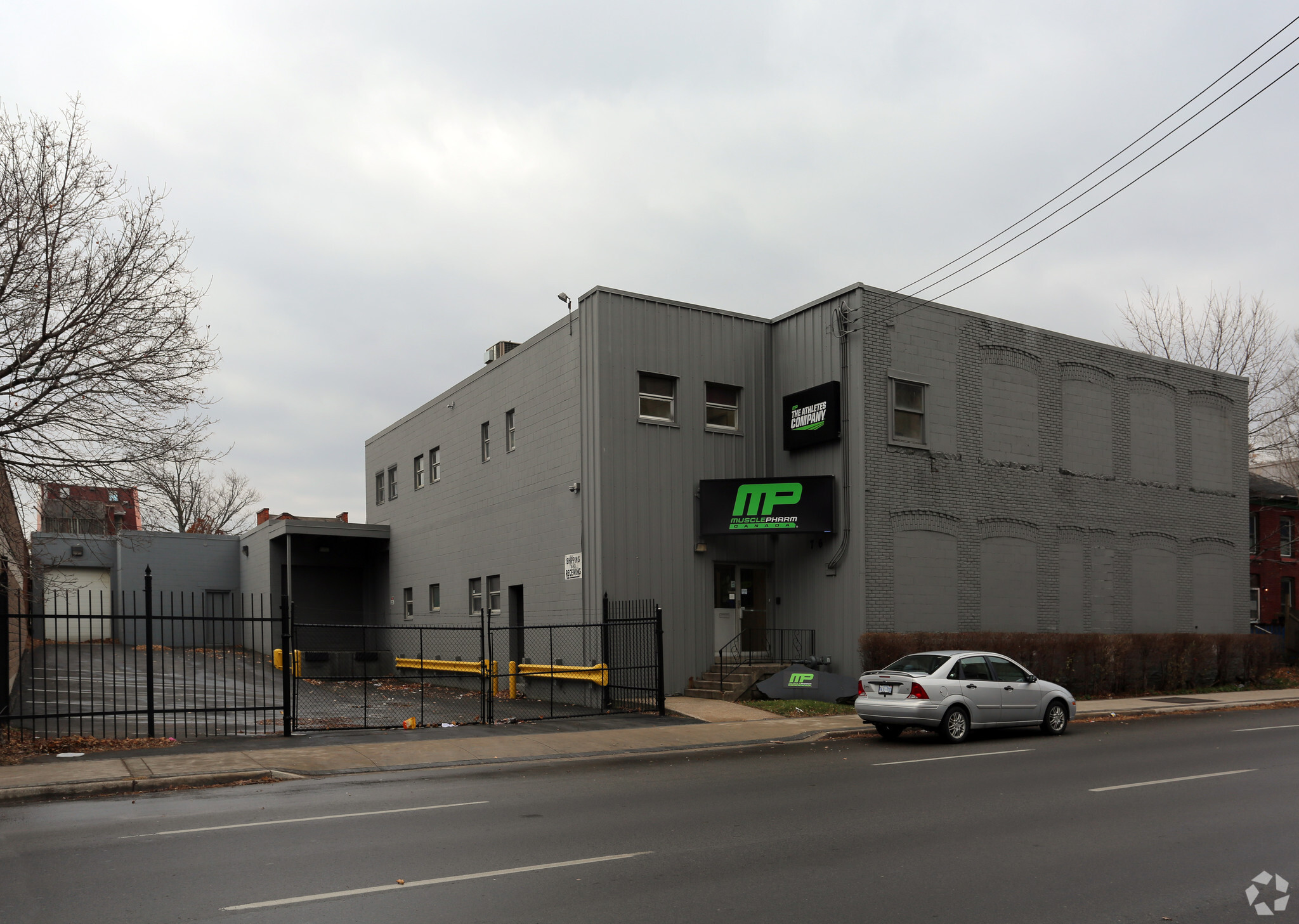 76 Wellington St N, Hamilton, ON for lease Primary Photo- Image 1 of 3