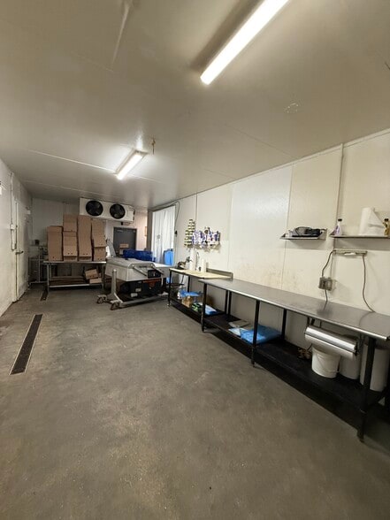 2601 SW 31st Ave, Hallandale Beach, FL for lease - Building Photo - Image 3 of 8