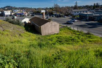 10100 MacArthur Blvd, Oakland, CA - aerial  map view