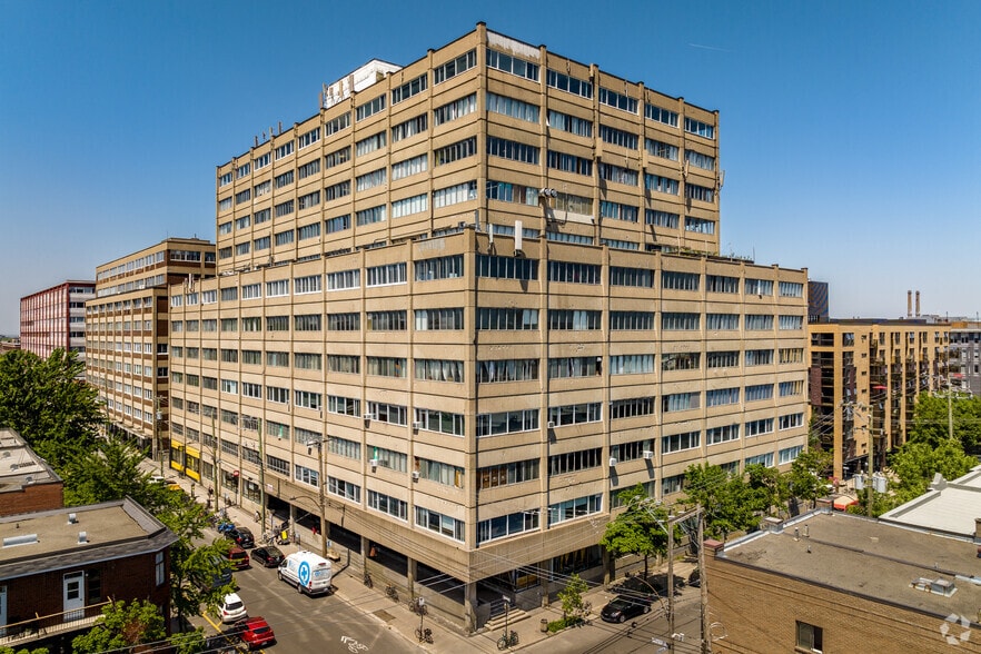 5333-5335 Av Casgrain, Montréal, QC for lease - Building Photo - Image 3 of 3