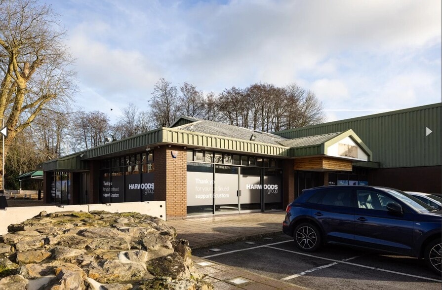 5 London Rd, Pulborough for sale - Primary Photo - Image 1 of 2