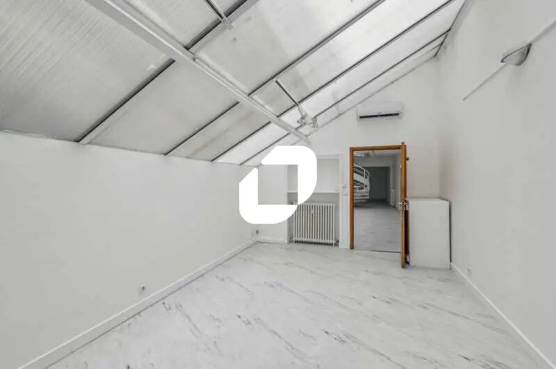 6 Bis Rue Emile Allez, Paris for lease - Building Photo - Image 2 of 10